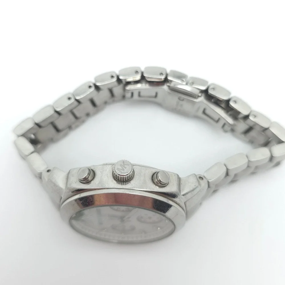 Michael Kors MK-5092 Watch Womens Silver Stainless Mother of Pearl Chronograph